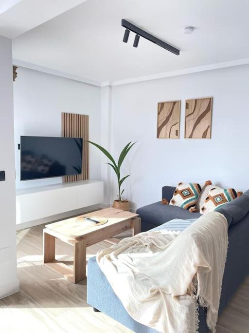 Apartamento Con Vistas Al Mar Cerca Del Puerto Benalmádena Exterior foto